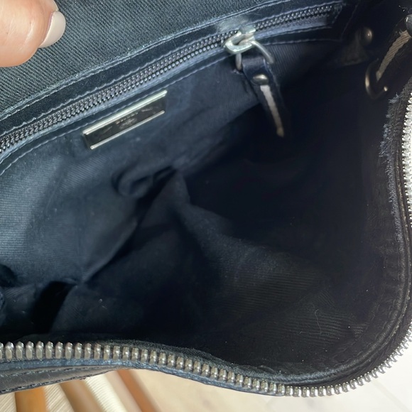 Bally | Vintage Shoulder Bag - Picture 8 of 15